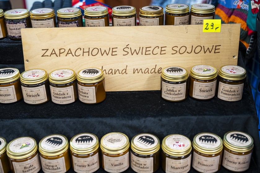 Jarmark Bożonarodzeniowy 2024 we Wrocławiu - na zdjęciach produkty, które można kupić na jarmarku